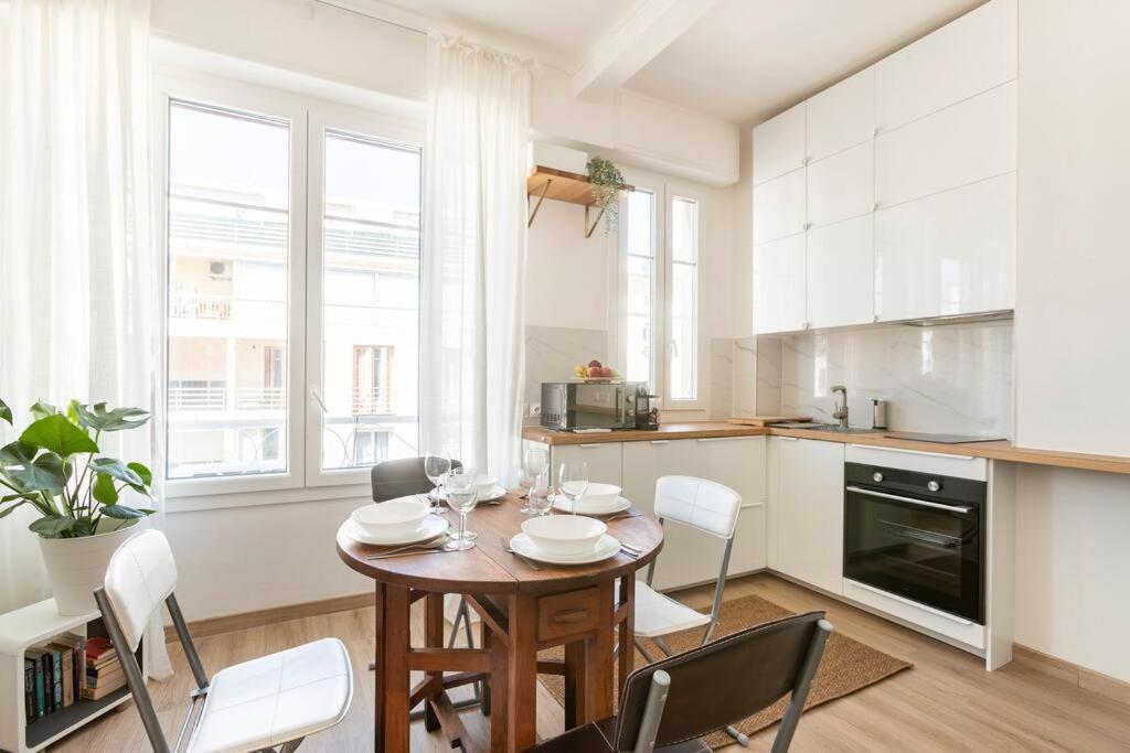 "Promenade Retreat 1Br Gem 50M To The Beach" Apartman Nizza Kültér fotó